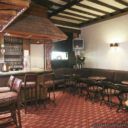 Symphony Craw'S Nest Hotel 앤스투루더 레스토랑 사진