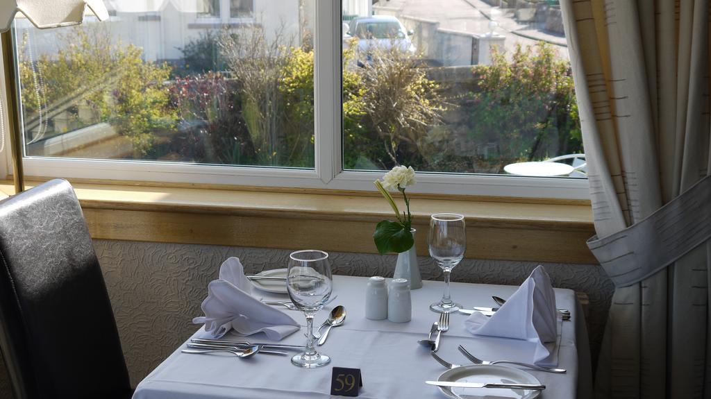 Symphony Craw'S Nest Hotel 앤스투루더 외부 사진